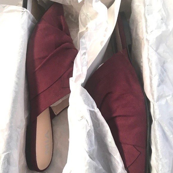 MIA Cranberry Suede Slides NWB Perfect🍇 - Picture 5 of 8